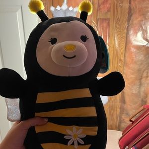 Squishmallows bee and butterfly hug mee 14”